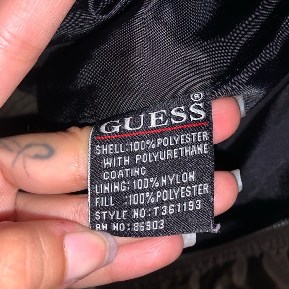 Guess Medium Cargo Y2K Style Embroidered Pocketed Zip Up Collared Puffer Jacket - Picture 12 of 12